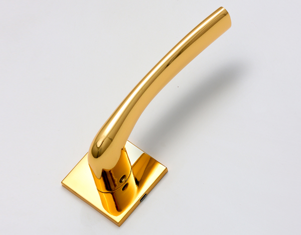 What do you need to pay attention to when purchasing door handles?
