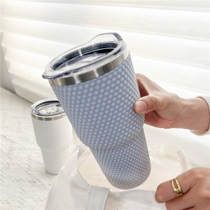 Recyclable plastic cup
