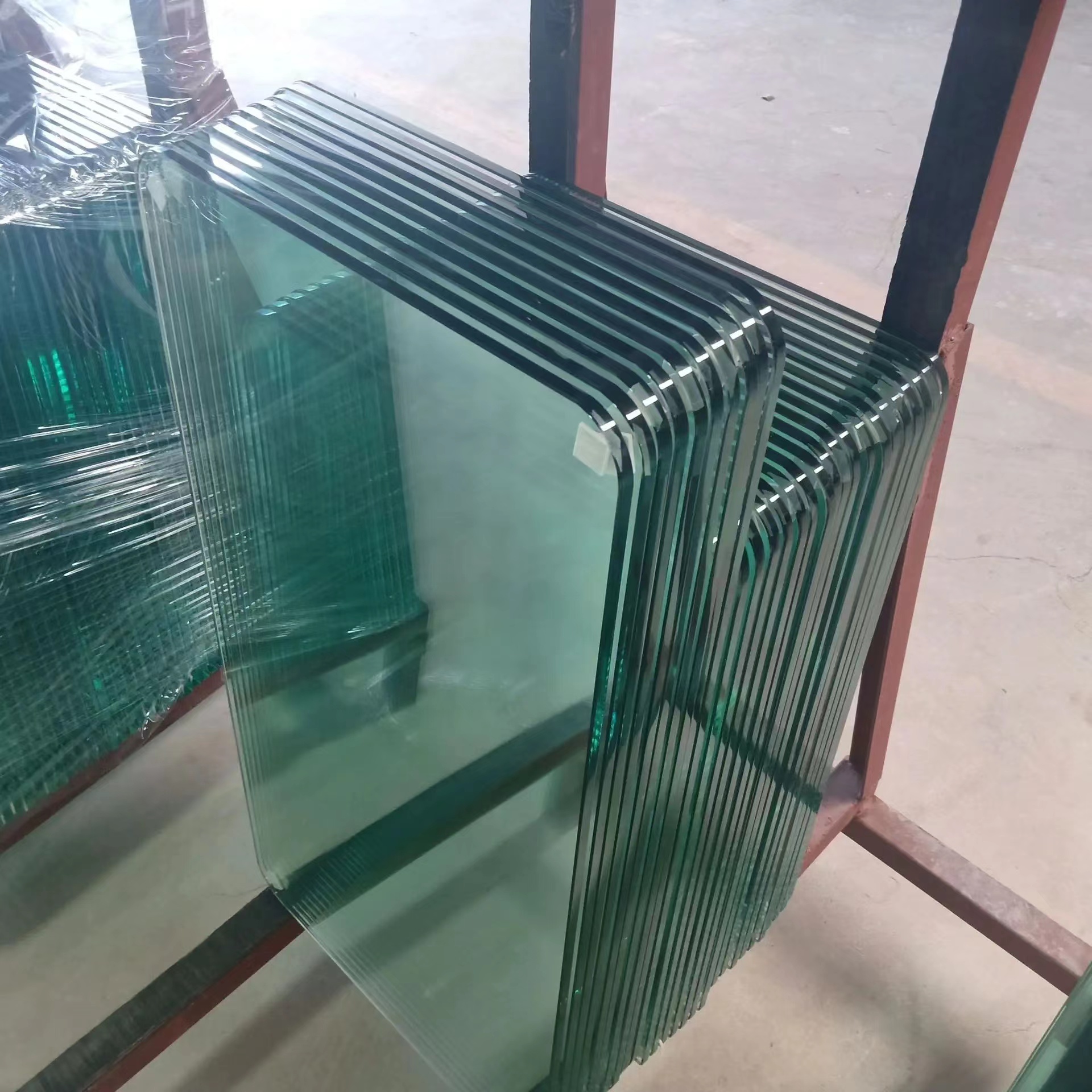 Tempered Shower Room Glass Has Been Well Received By Overseas Customers