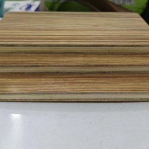 Good Grain And Colorful Waterproof Melamine Plywood For Decoration