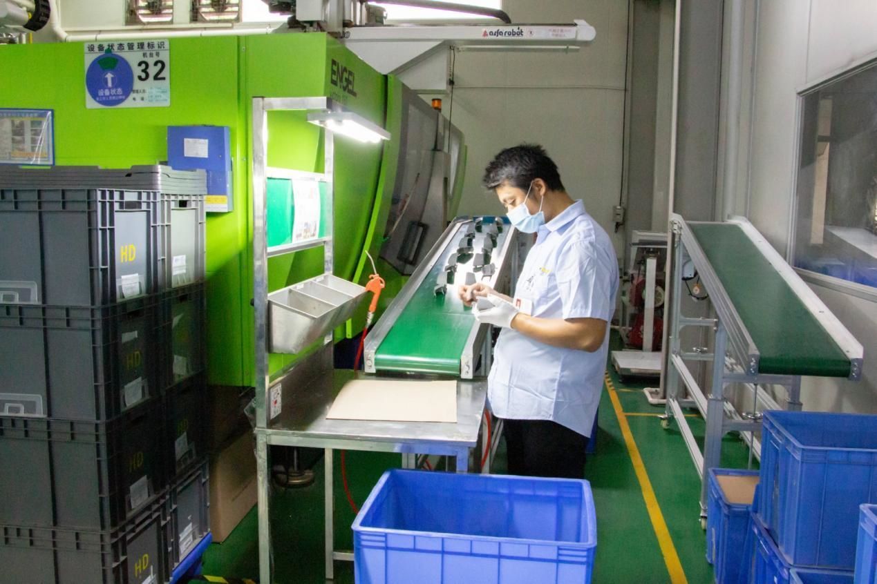 Best Practices When Outsourcing Medical Injection Molding