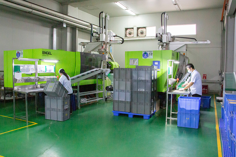 Injection molding machine clamping force is not enough how to solve?