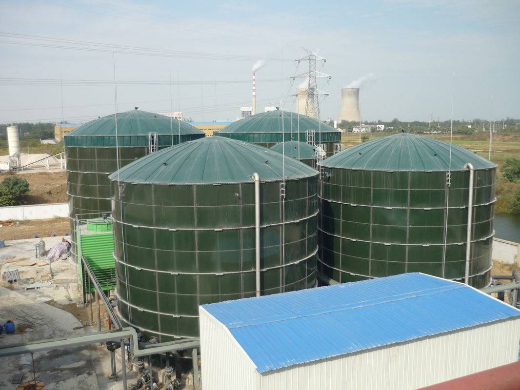 Glossy Glass Lined Steel Tanks , Bolted Steel Tanks Gas / Liquid Impermeable