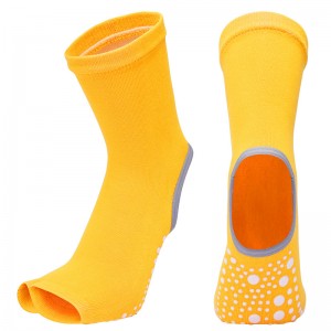 China Gold Supplier for Leather Stockings - On behalf of the processing OEM new autumn and winter large size all-inclusive round head yoga socks towel dance socks floor fitness sports socks –...