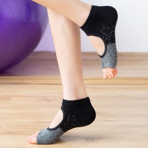 OEM new two-color jacquard split toe yoga socks combed cotton sports dance socks half toe Pilates socks
