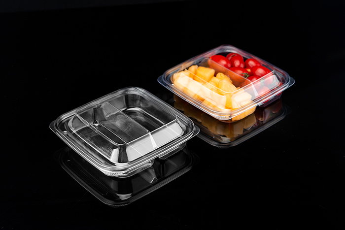 Top Suppliers 3 Compartment Transparent Plastic Take-Out Container Manufacturer - GLD-E02（transparent）400g transparent square 2-compartment fruit cut salad Platter – Yihao