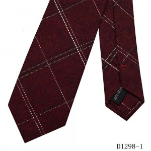 Smeđa karirana jacquard kravata od mješavine pamuka i poliestera