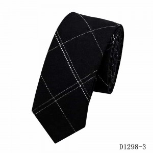 Kockovaná žakárová kravata zo zmesi bavlny a polyesteru