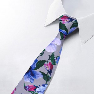 Naka-print na Floral Polyester Tie