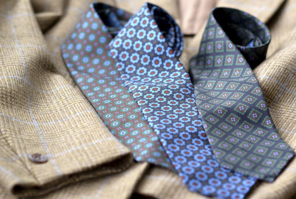 Guide to Tie Patterns: Elevate Your Style