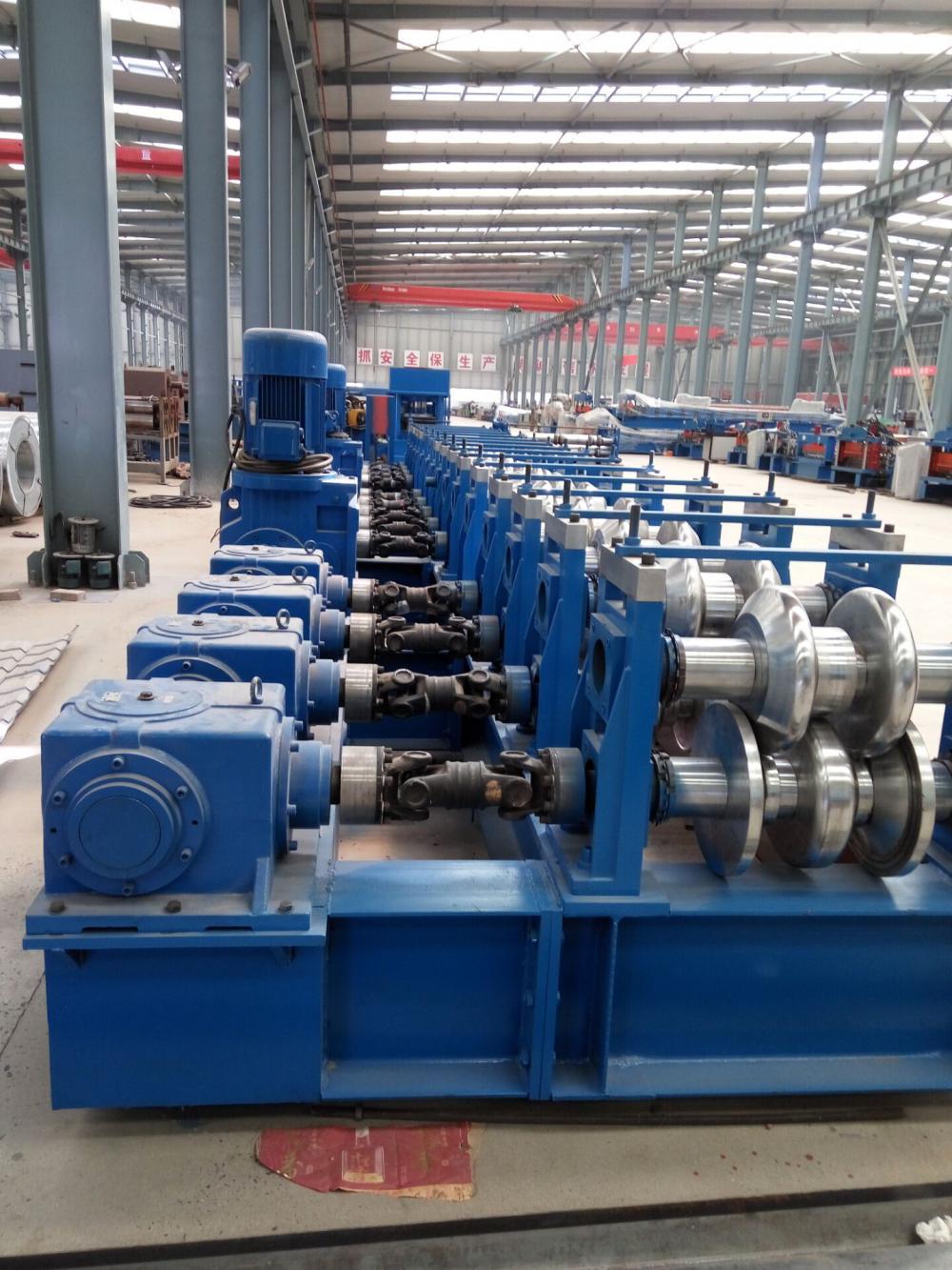 100% Original Factory Roll Forming Machine Z Purling - highway guardrail specifications roll forming machine – Yingyee