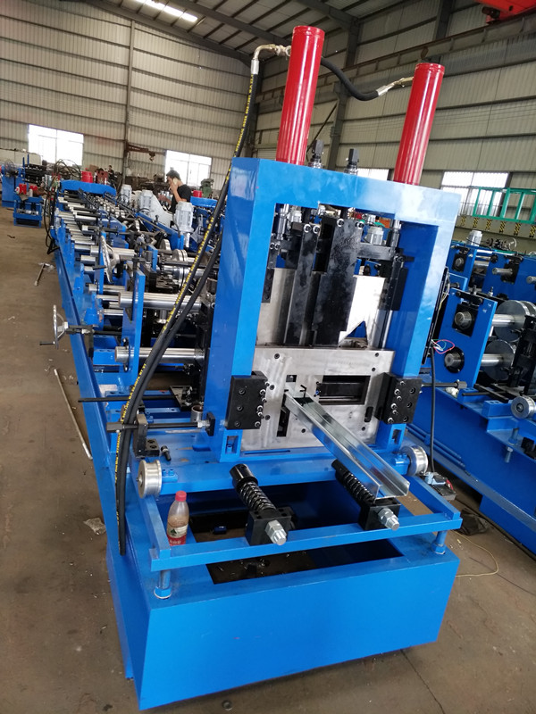 c purlin roof design roll forming machine