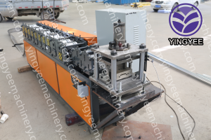 fully hole roller shutter door forming machine