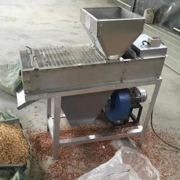 Dry peeling machine for peanuts Featured Image