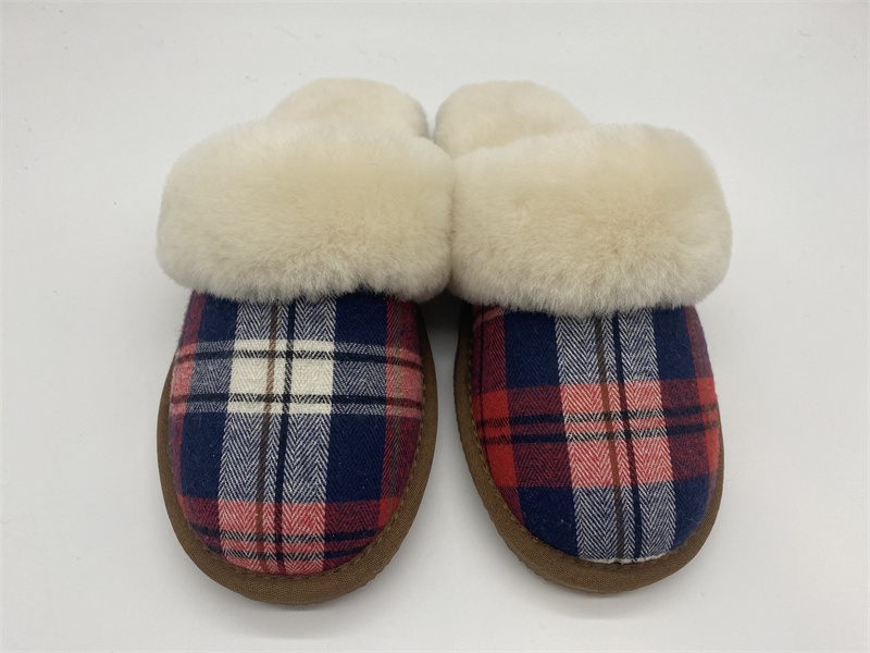 Super Lowest Price Shearling Car Seat Cover - Gingham Plaid Ladies Slipper  – Yiruihe