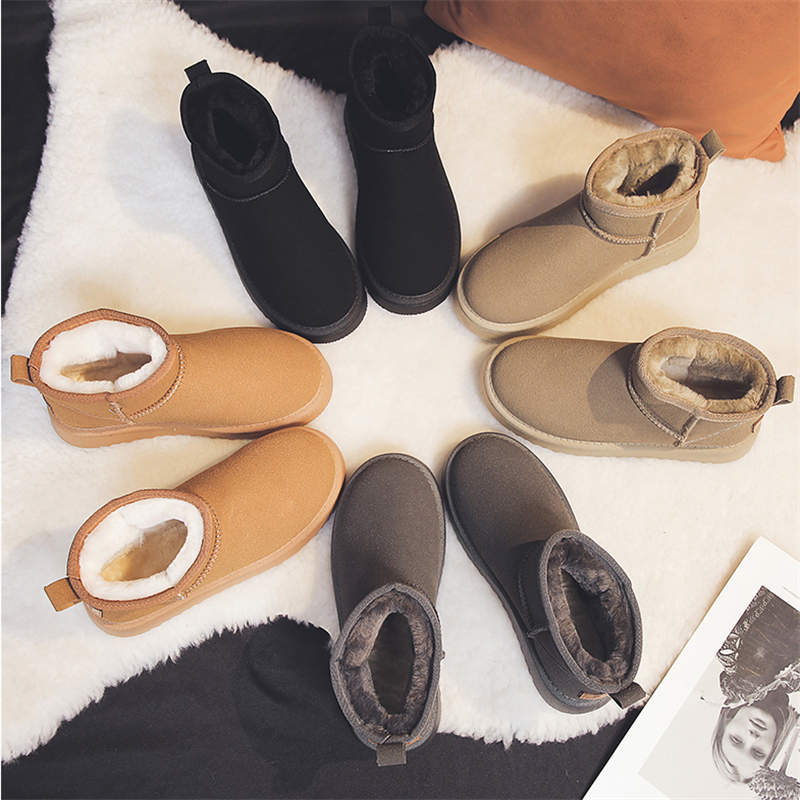 Simple and elegant sheepskin ankle boots warm the whole winter