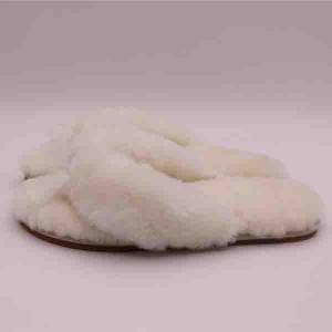 Popular products natural lady’s sheepskin slippers, home warm furry lady winter wool home slippers