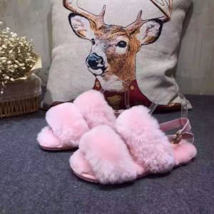 Fashion ladies slippers in any color can be made directly from the factory with natural sheepskin