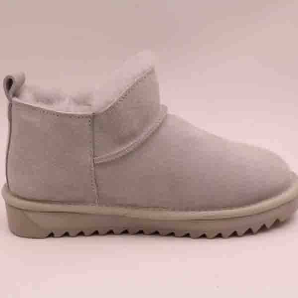 Wholesale Price China Womens Shearling-Lined Waterproof Suede And Leather Boots - Lady Sheepskin Short Boot with double colors sole  – Yiruihe