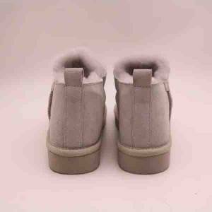 High quality natural sheepskin winter buckled Uggs