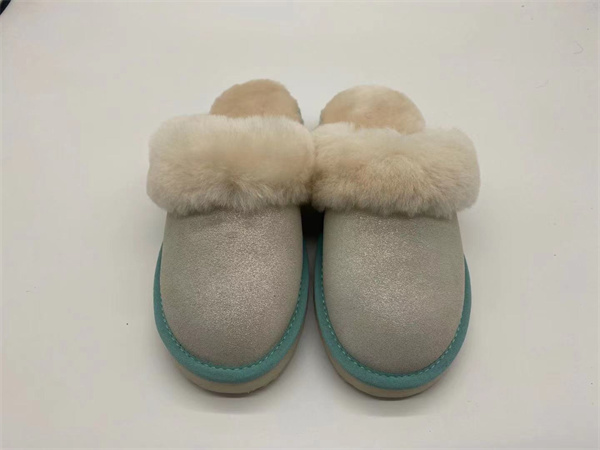 2021 New Style Double Face Sheepskin Shoes - Shiny Sliver Collar Mules  – Yiruihe