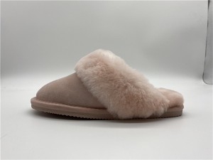 The latest design fashion ladies flat cow suede sheepskin slippers