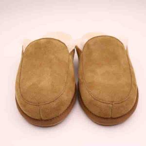 Winter natural sheepskin men’s slippers suitable for indoor wear