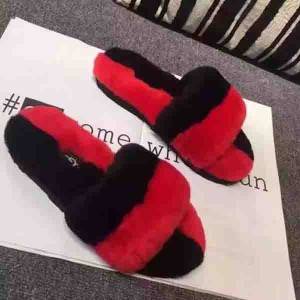 Lady natural sheepskin slippers production and sales
