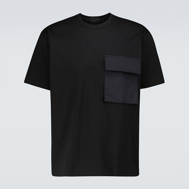 Large-pocket-short-sleeved-T-shirt-(3)