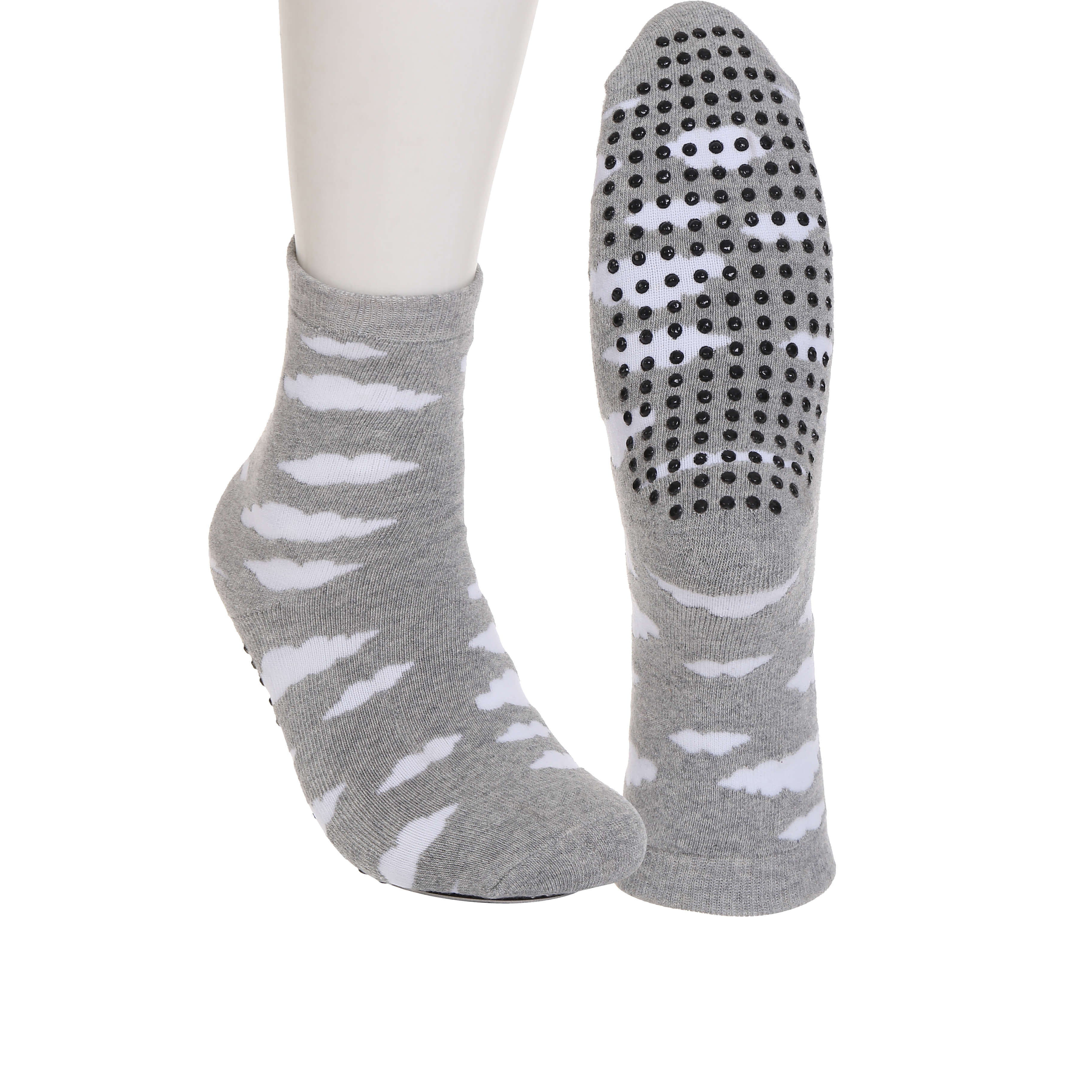 SN-S1103 cloud design trampoline socks