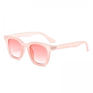 Trendy spesialtilpassede solbriller med skilpaddeskall