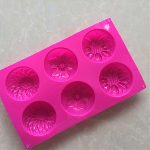6 Cavity flower-shaped silicone cake molds