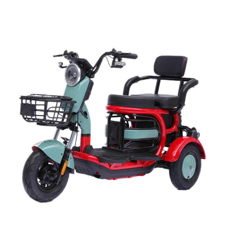 THREE WHEEL ELECTRIC SCOOTER