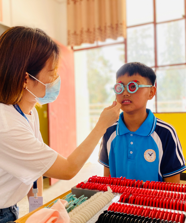 Youli Optics assists Yunnan Shidian The free clinic activities were successfully held
