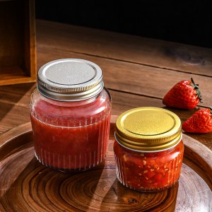 Sleek and Stylish 5oz 8oz 16oz Glass Jars for Your Delicious Jams