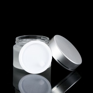 Frosting Cosmetics Jar With Silver Lid And Face Cream bottle
