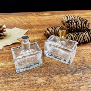 Empty 25ml 35ml 50ml  Glass Perfume Bottle With Luxury Lid