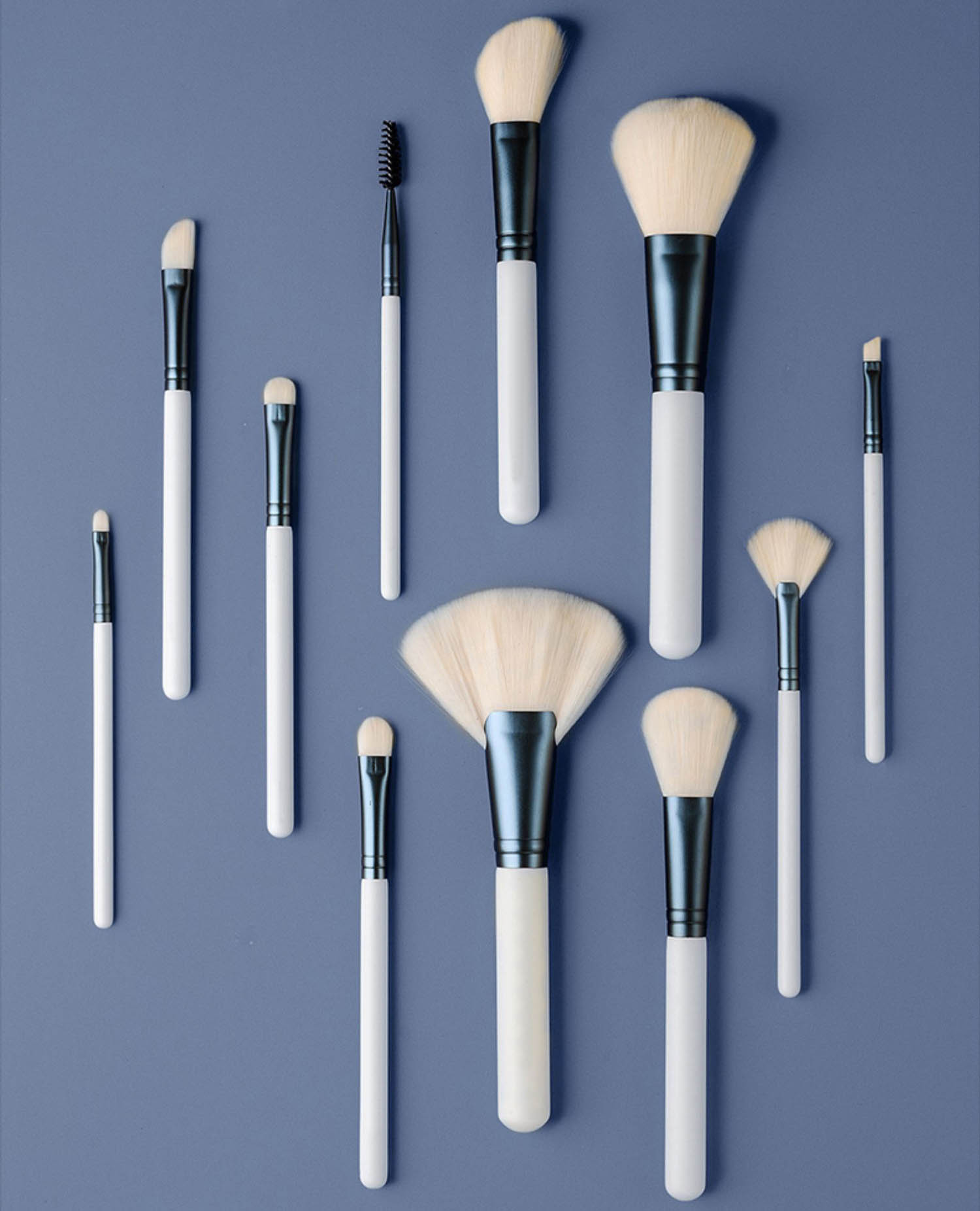11pcs white handle makeup brushes set