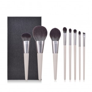 China Competitive Price Cosmetic Brush Tools Set Makeup brush Kit with bag