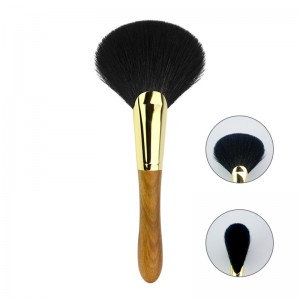 Fan Brush Face Makeup Brush Copper Ferrule Highlighting Blush Bronzer Cheekbones Brush Soft Cosmetic Tool