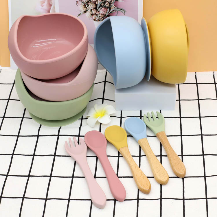 Baby Feeding Bowls and Spoons Suction Food Grade Silicone