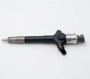 Denso injektor goriva 095000-5600 DCRI105600 za Mitsubishi L200