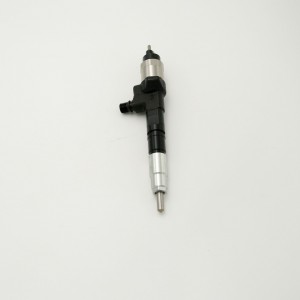 Denso fuel injector 095000-9690 for KUBOTA INDUSTRIAL V3800 2011