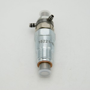 Nozzle and holder assembly 15221-53000 19202-53020 fuel injector for Kubota Tractor B1550D B1550E