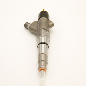 Dieselmotorûnderdielen Bosch Common Rail Fuel Injector 0445120153 201149061 foar KAMAZ