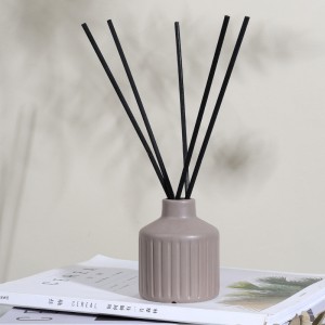 ODM Decoration Unique Ceramic Cylinder-shaped Striped Perfume Aromatherapy Bottle Diffuser