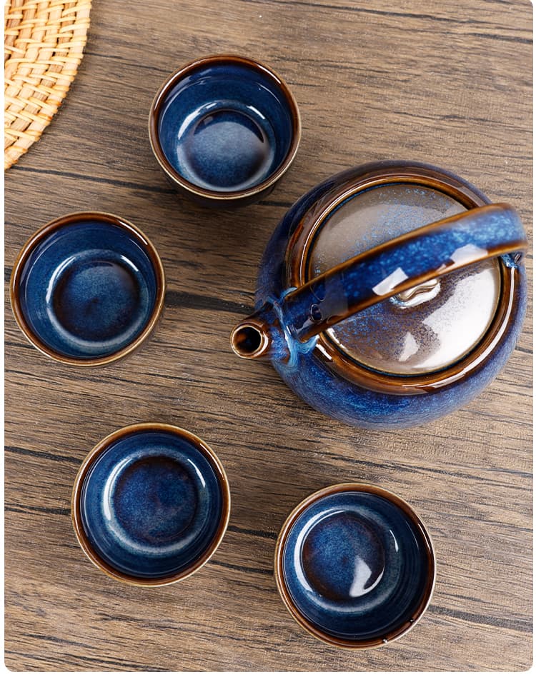 Сет од керамички тенџере за чај и шолји (8)