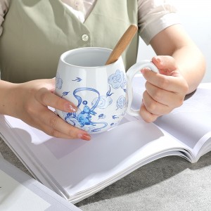 Factory Supplier Handmade Modern Ceramic Cute Rabbit Decal Irregular Handle Gift Mug