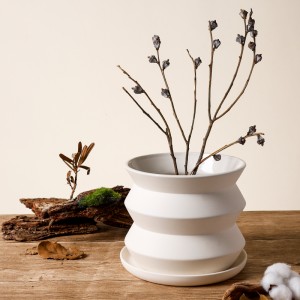 Ceramic Manufacturer ODM handmade Natural Flower Pots and Planter with Tray