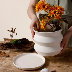 Ceramic Manufacturer ODM handmade Natural Flower Pots and Planter with Tray